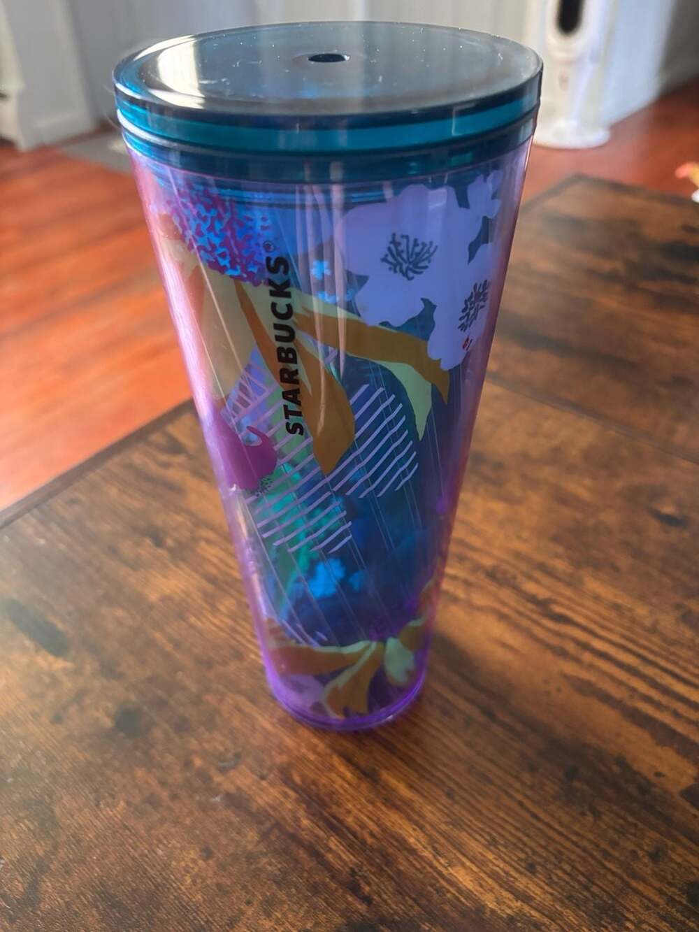 Starbucks Purple Floral Wave Venti Cold Cup Tumbler 24 fl oz